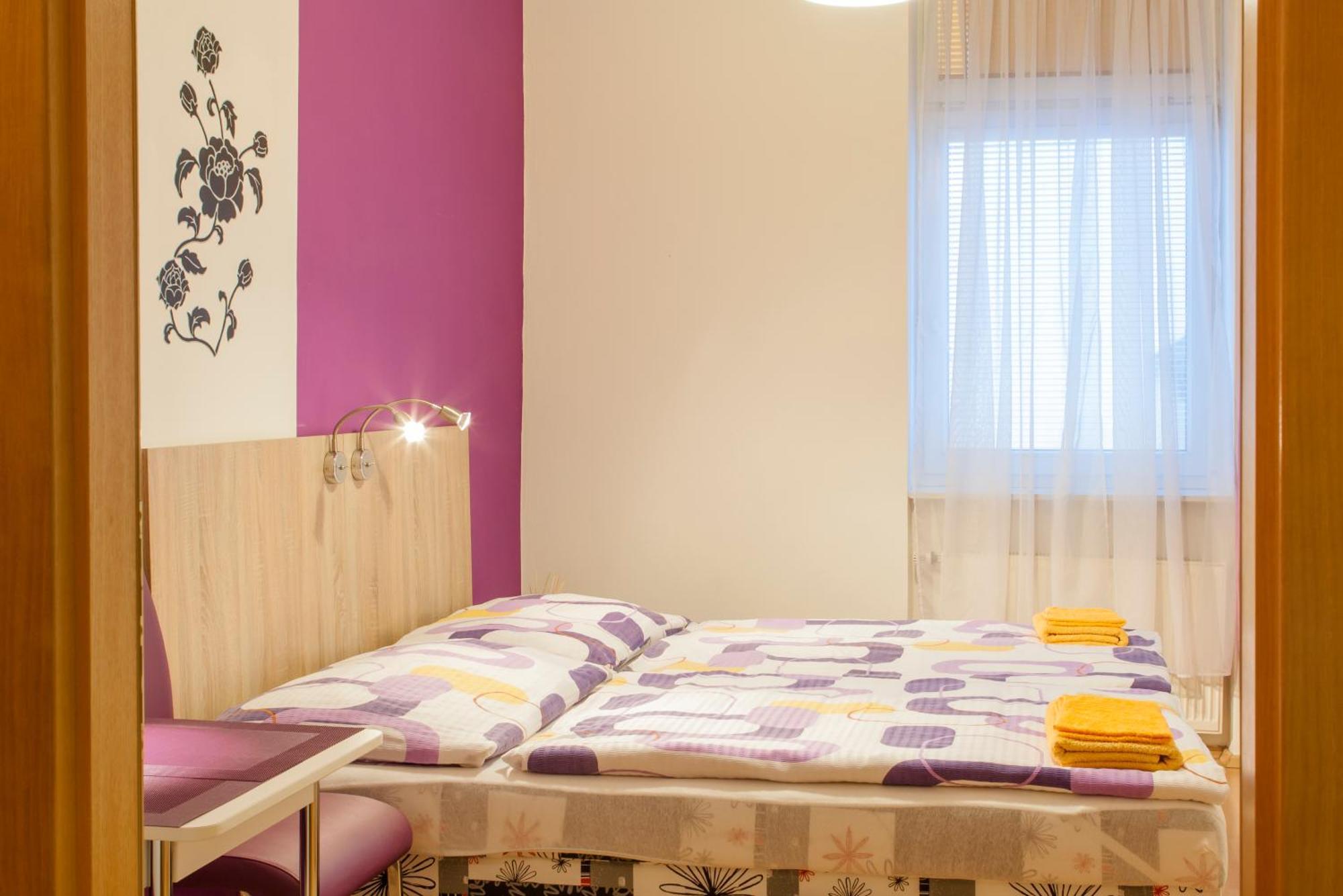 Apartmany - Penzion Smetanka Чеське Будєйовіце Екстер'єр фото