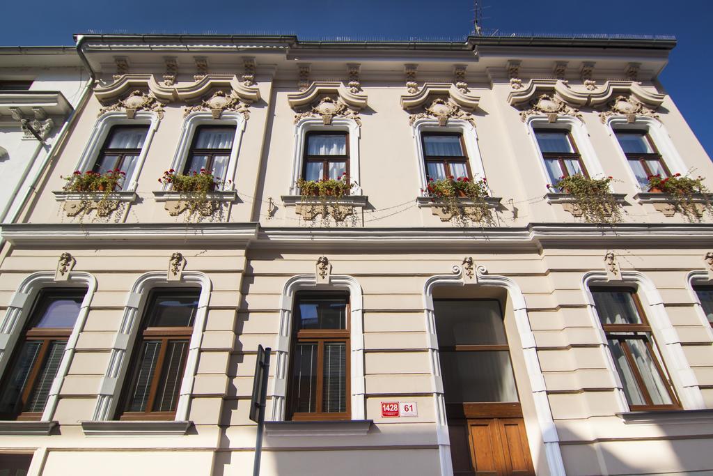 Apartmany - Penzion Smetanka Чеське Будєйовіце Екстер'єр фото