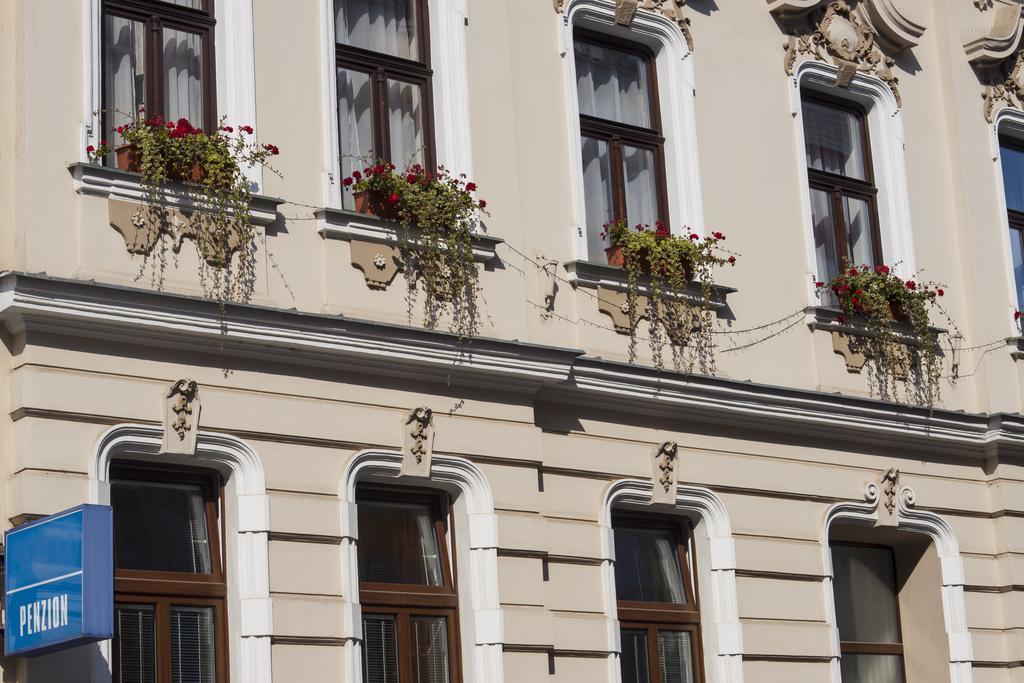 Apartmany - Penzion Smetanka Чеське Будєйовіце Екстер'єр фото