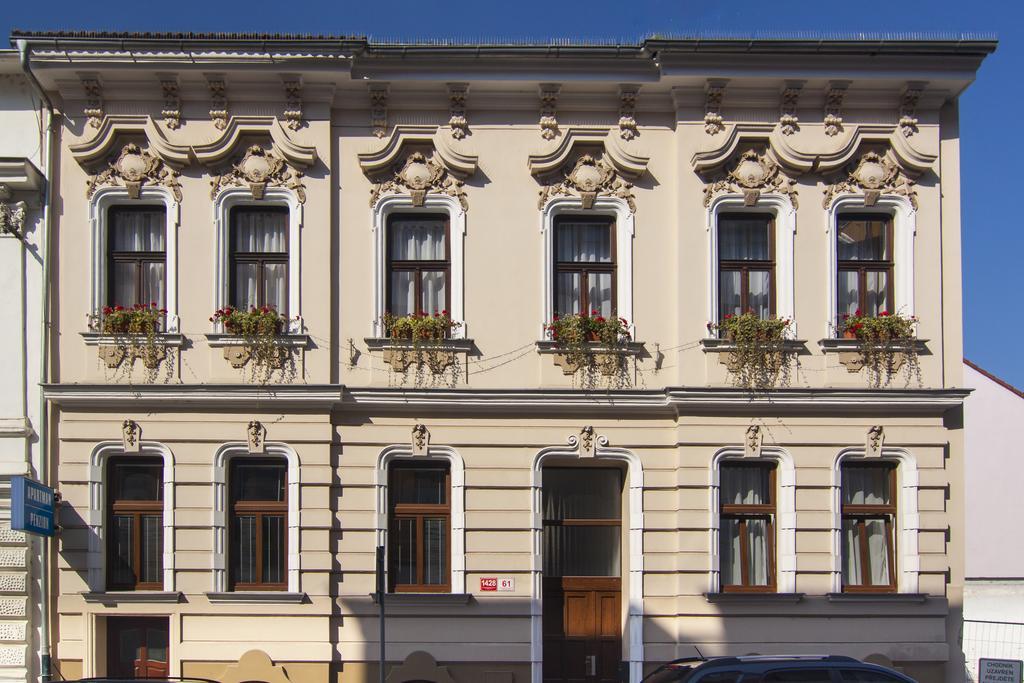 Apartmany - Penzion Smetanka Чеське Будєйовіце Екстер'єр фото