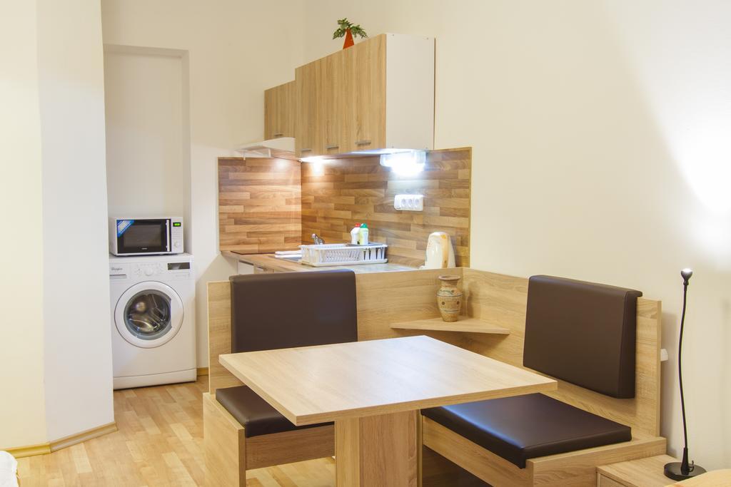 Apartmany - Penzion Smetanka Чеське Будєйовіце Екстер'єр фото