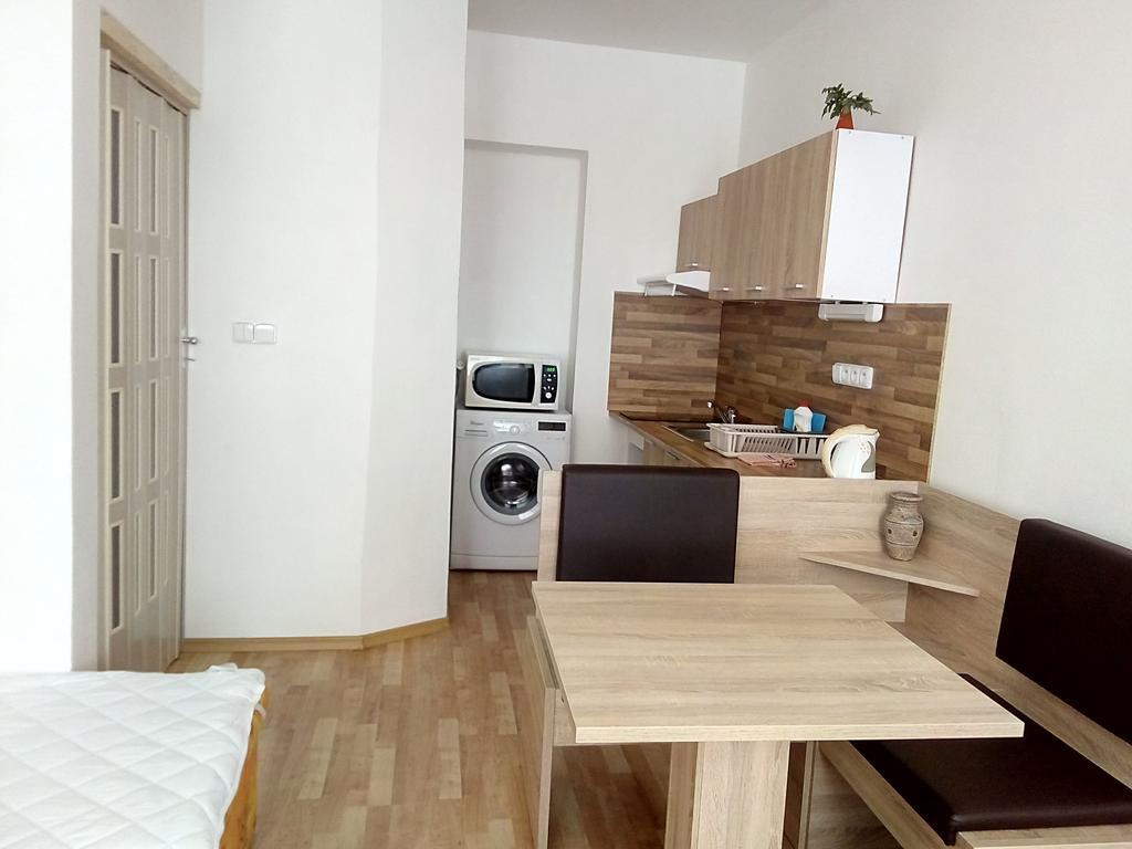 Apartmany - Penzion Smetanka Чеське Будєйовіце Екстер'єр фото