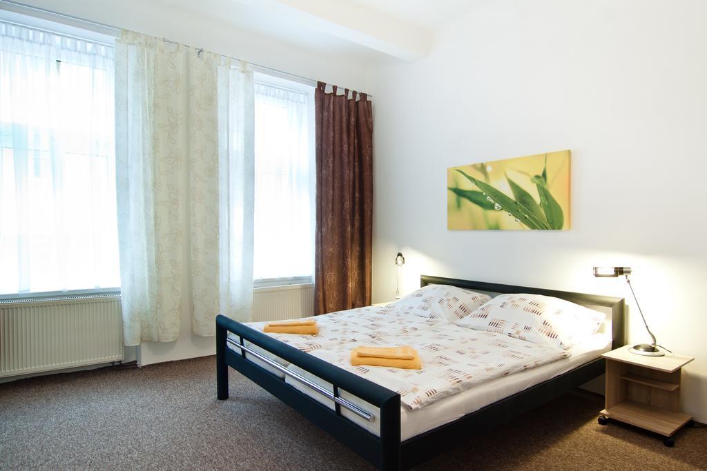 Apartmany - Penzion Smetanka Чеське Будєйовіце Екстер'єр фото